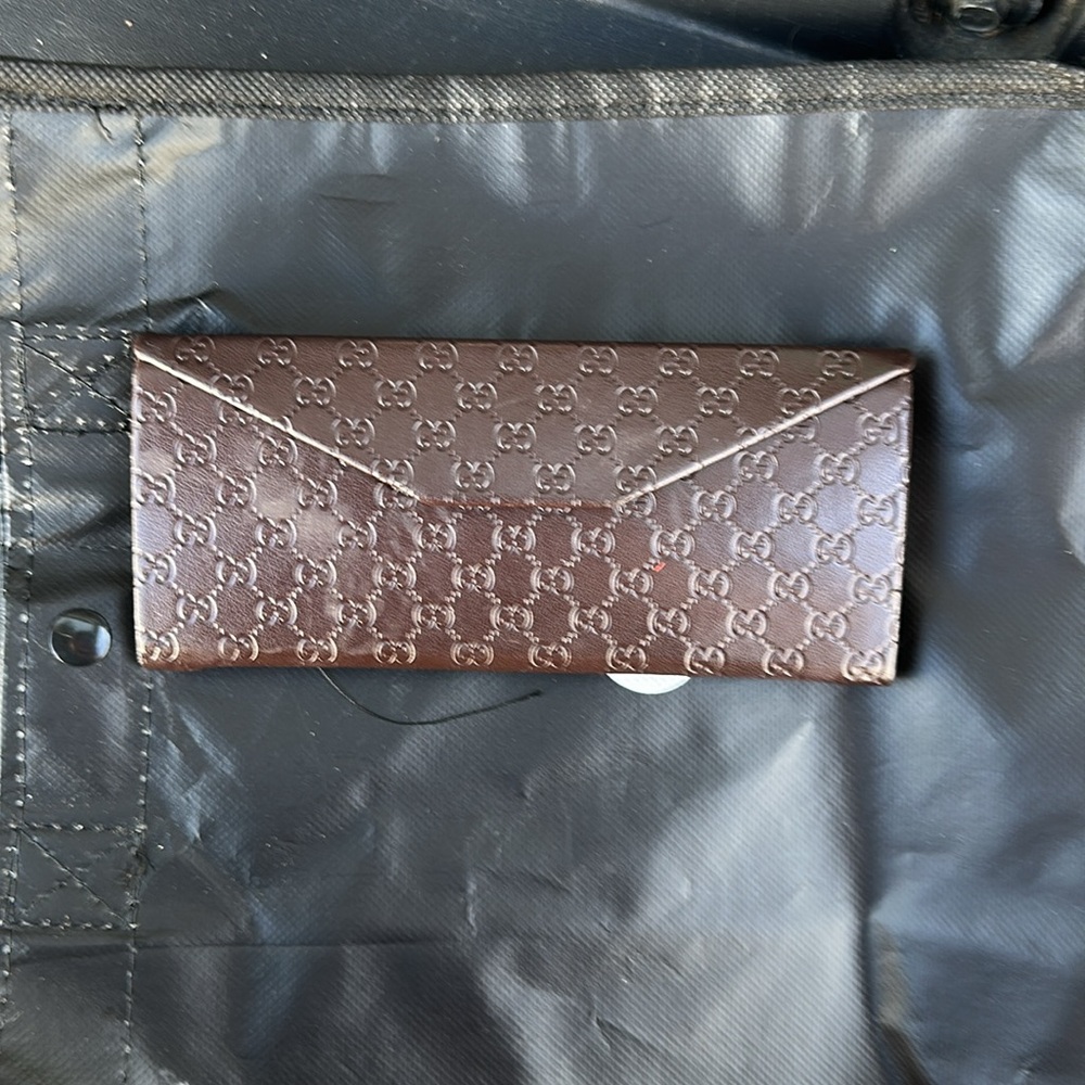 Gucci Brown Monogram glasses case - Picture 8 of 10